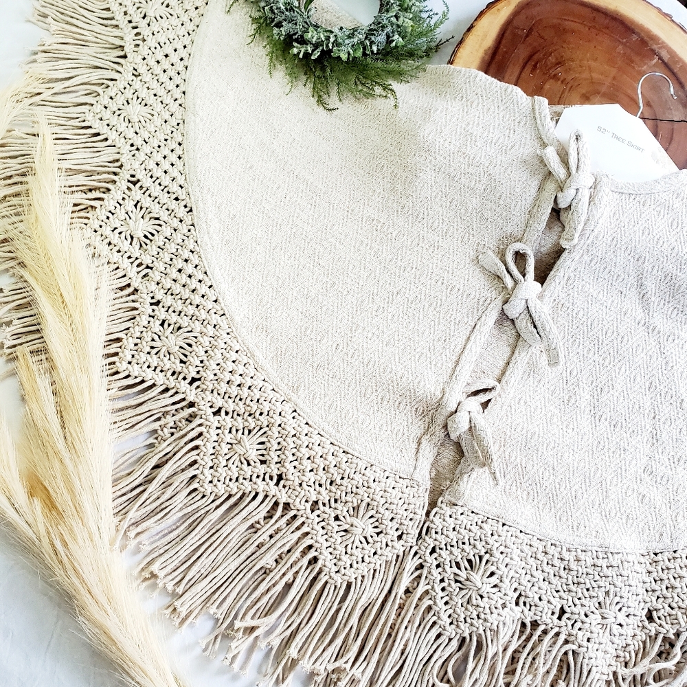 Shabby Chic 52" Bohemian Macrame Fringe With Metallic Gold Christmas Tree Skirt